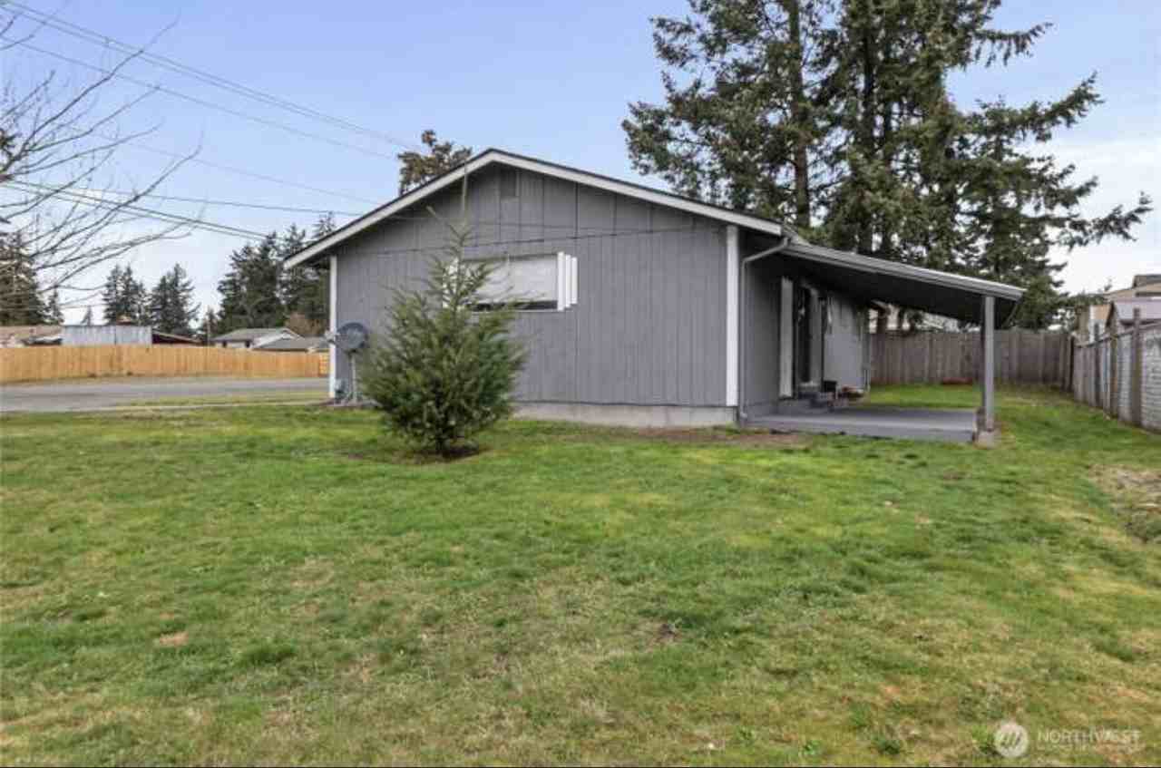 17121 B St E #NA - Photo 4 of 16