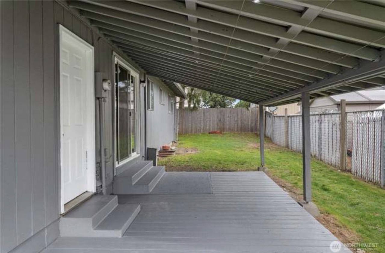 17121 B St E #NA - Photo 5 of 16