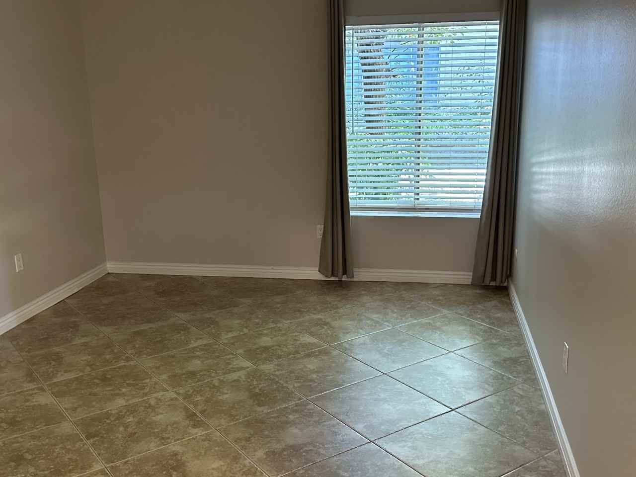 18350 Hatteras St #108 - Photo 4 of 50