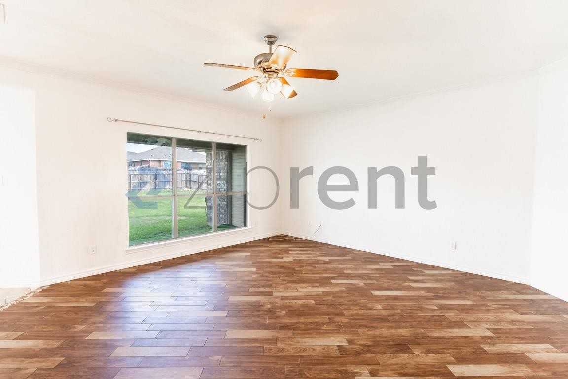 1803 Jesse Dr - Photo 2 of 26