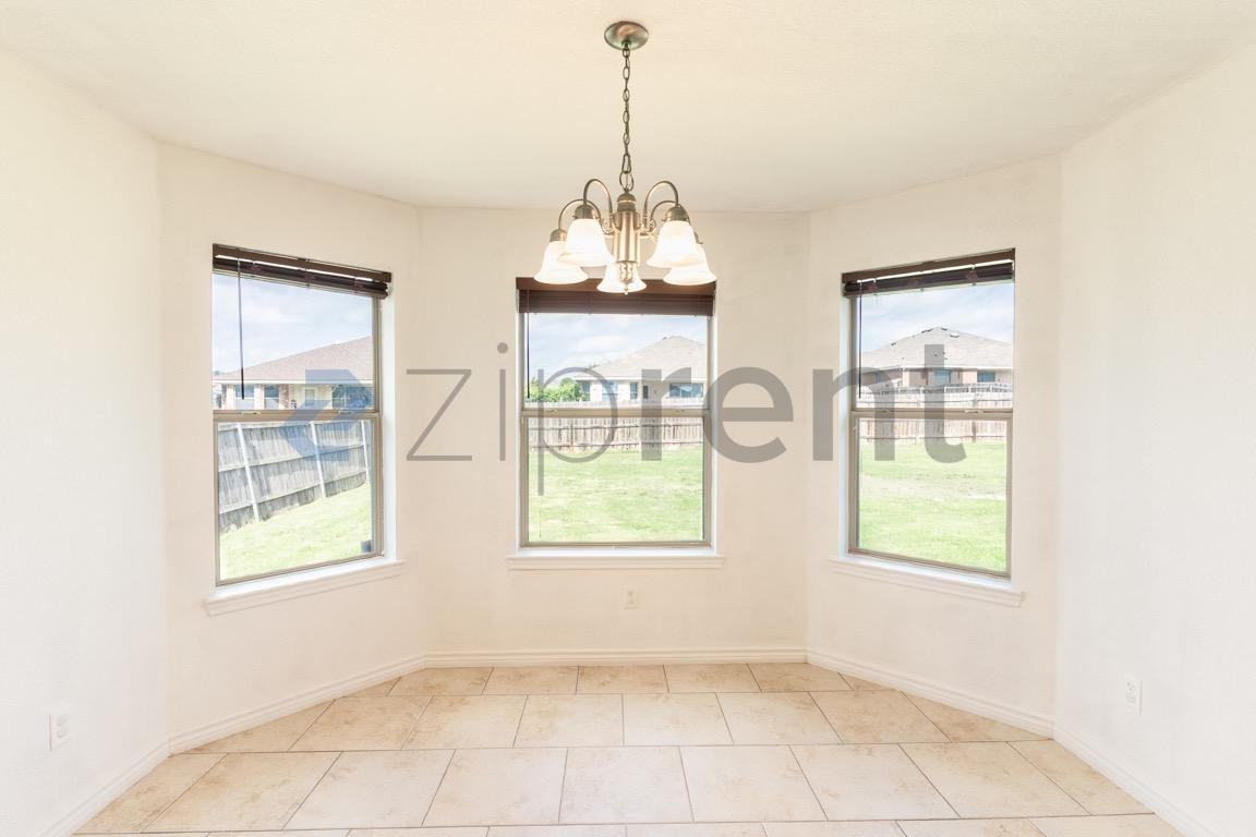 1803 Jesse Dr - Photo 7 of 26