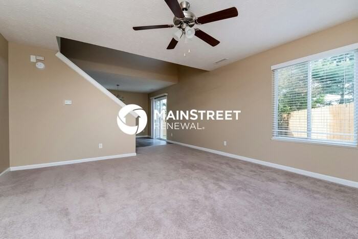 6574 Largo Ln - Photo 5 of 17