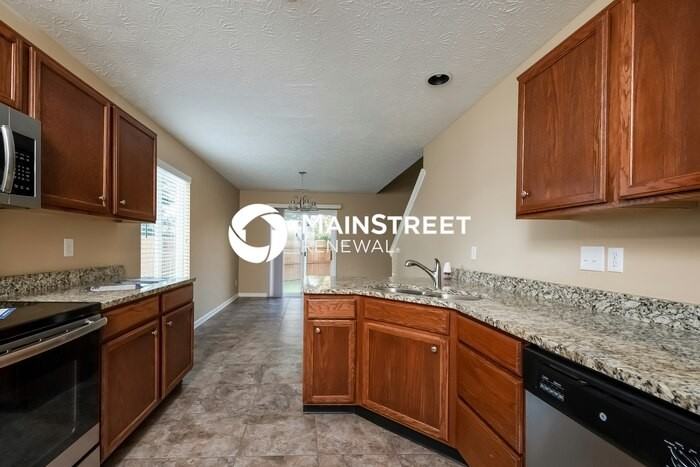 6574 Largo Ln - Photo 6 of 17