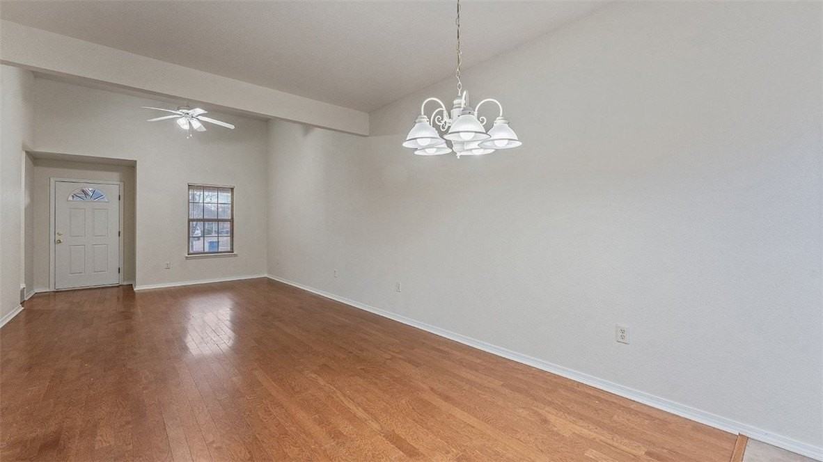 3000 Sw Windrift Ave #1 - Photo 7 of 14