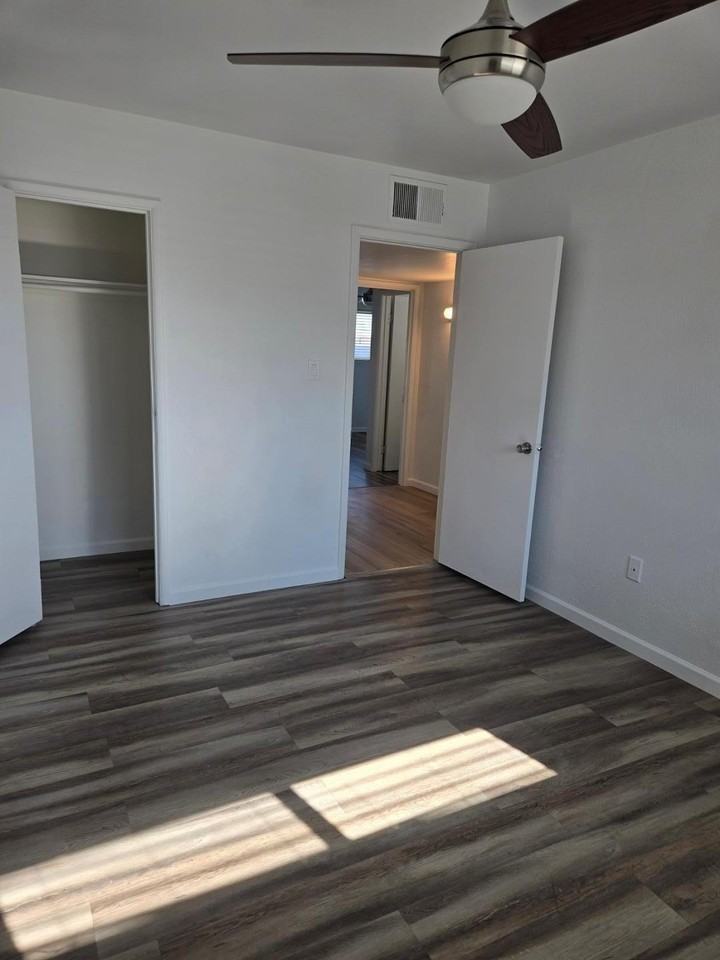 620 E Broadway Ln - Photo 6 of 15