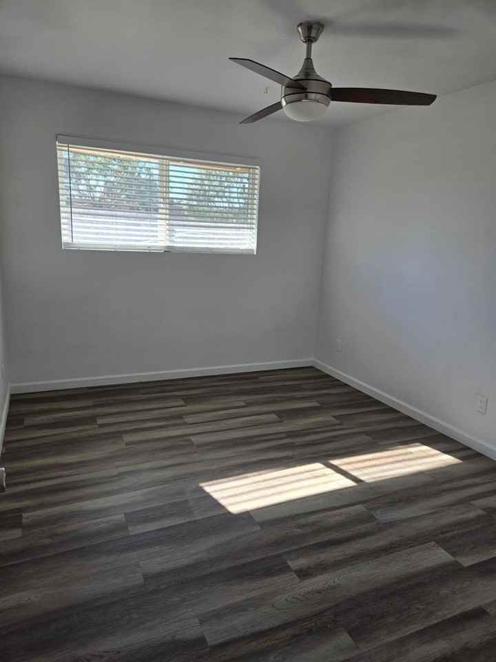 620 E Broadway Ln - Photo 7 of 15