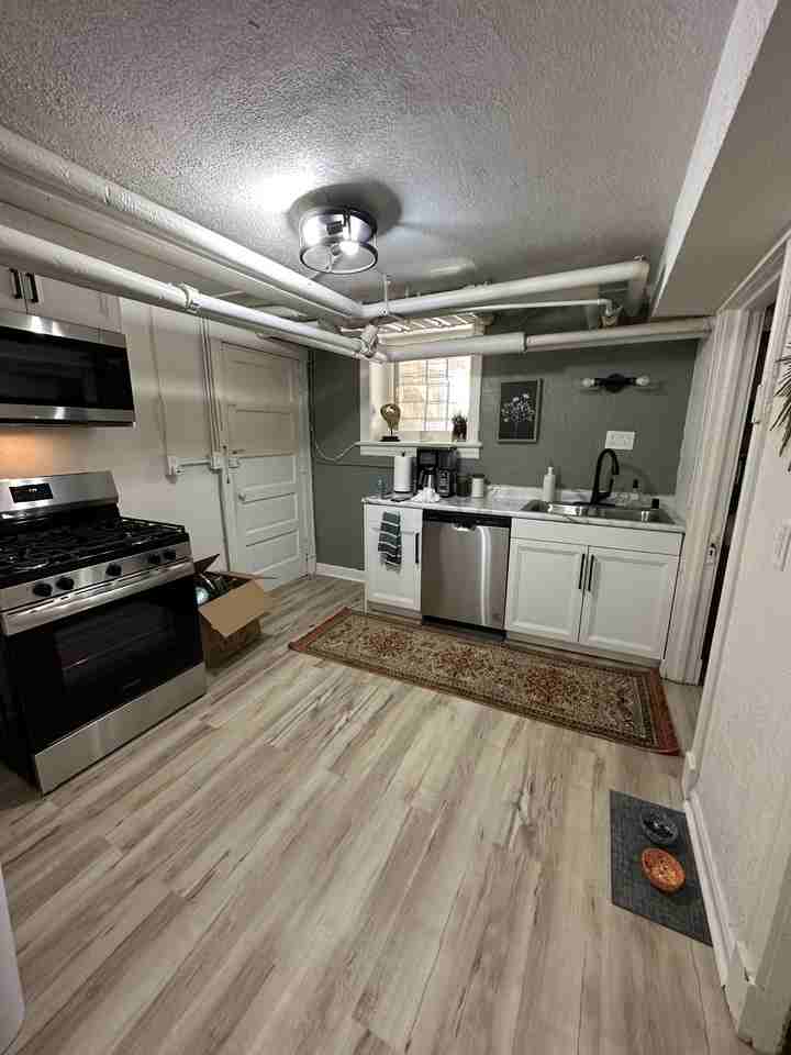 2632 North Prospect Avenue - Photo 6 of 9