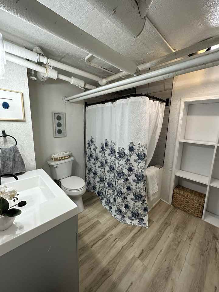 2632 North Prospect Avenue - Photo 7 of 9