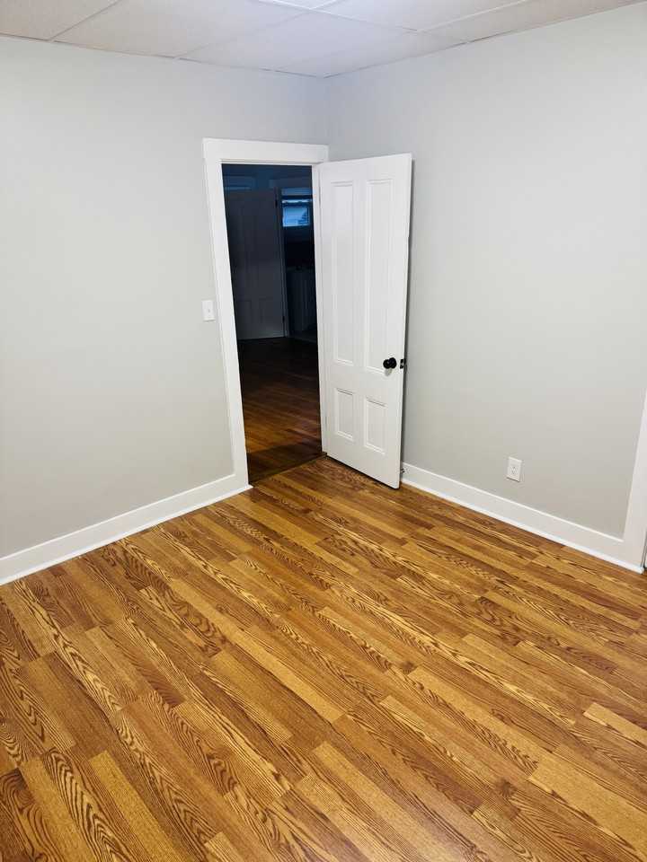 507 - 509 4th Street - Photo 2 of 9