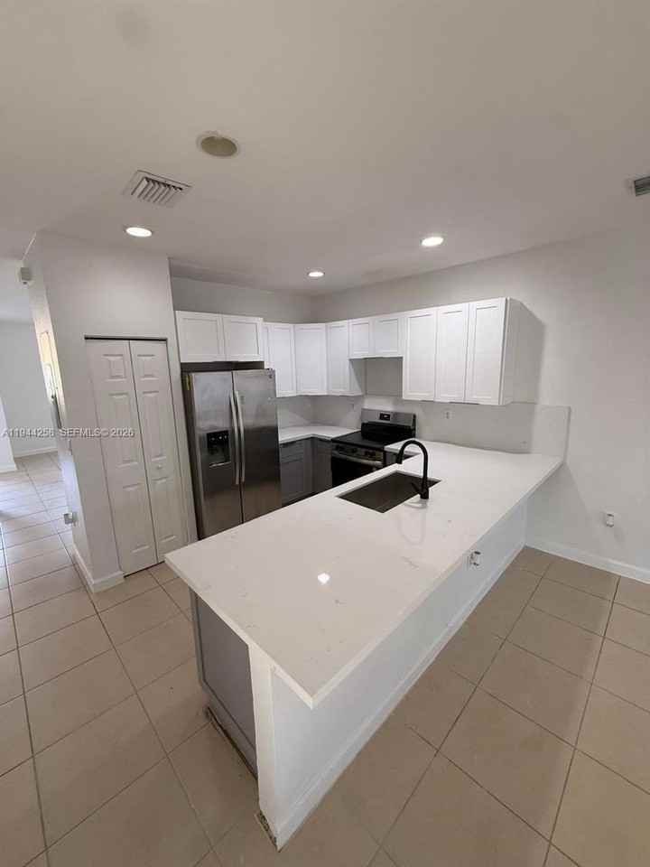 8922 W 35th Way #8922 - Photo 3 of 10