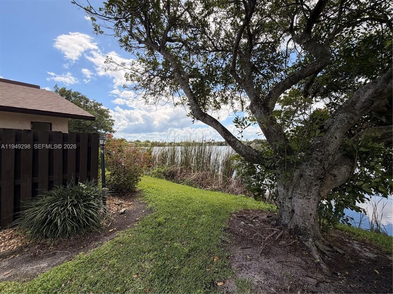 1802 Waterview Cir #1802 - Photo 4 of 24