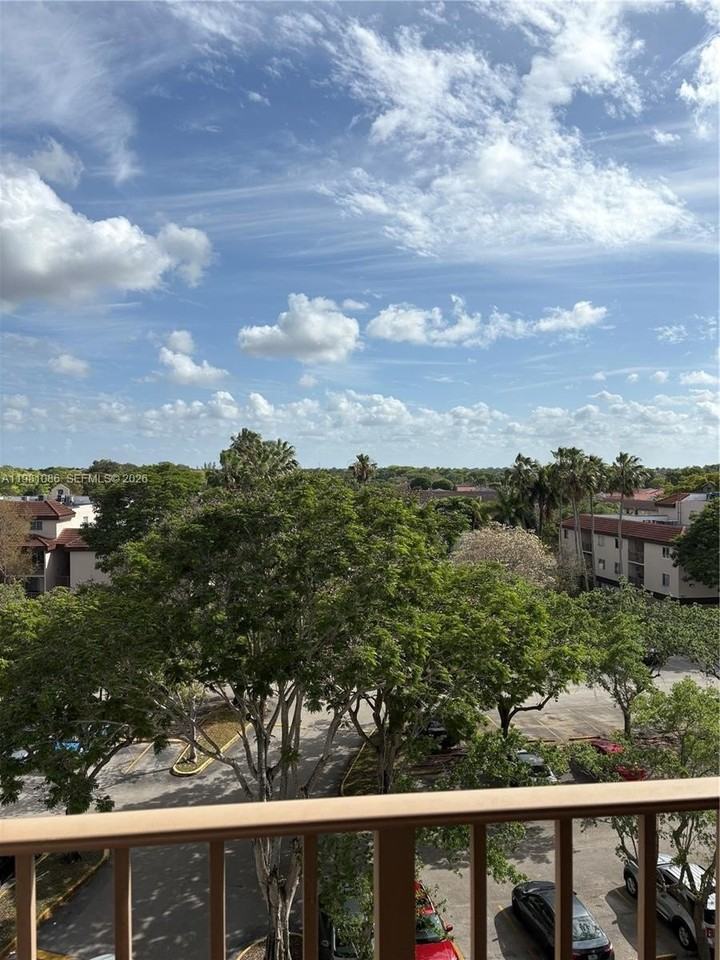 15231 Sw 80th St #615 - Photo 2 of 3