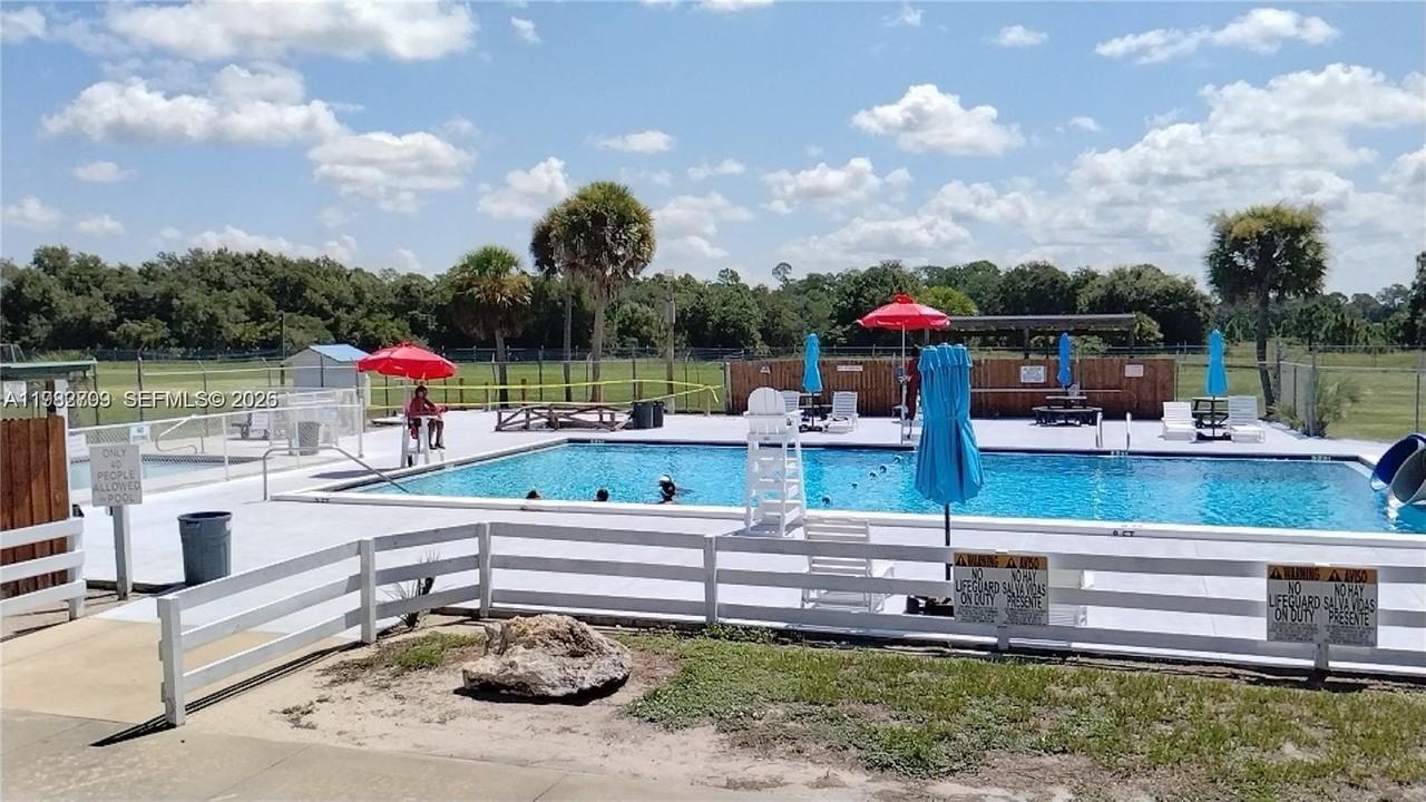 225 S Fronda St #0 - Photo 7 of 16