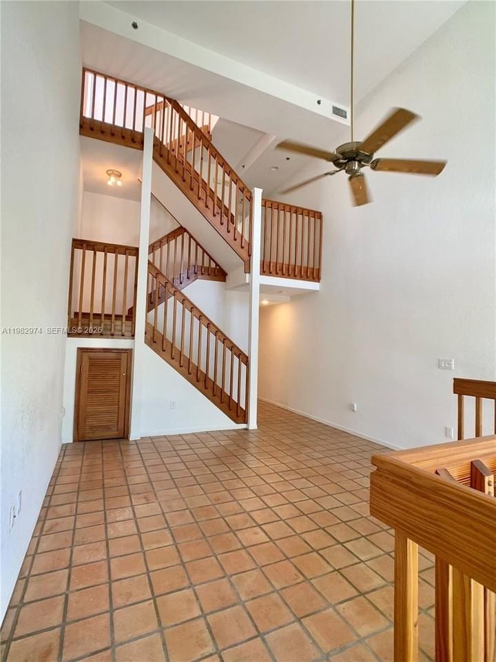 1853 Jefferson Ave #5 - Photo 6 of 50