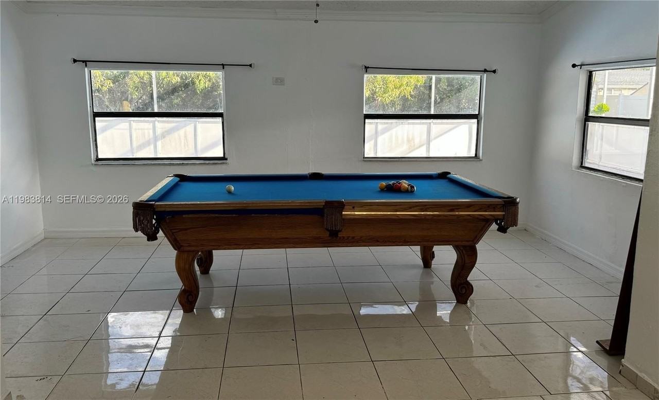 1121 Ne 199th St #0 - Photo 6 of 6