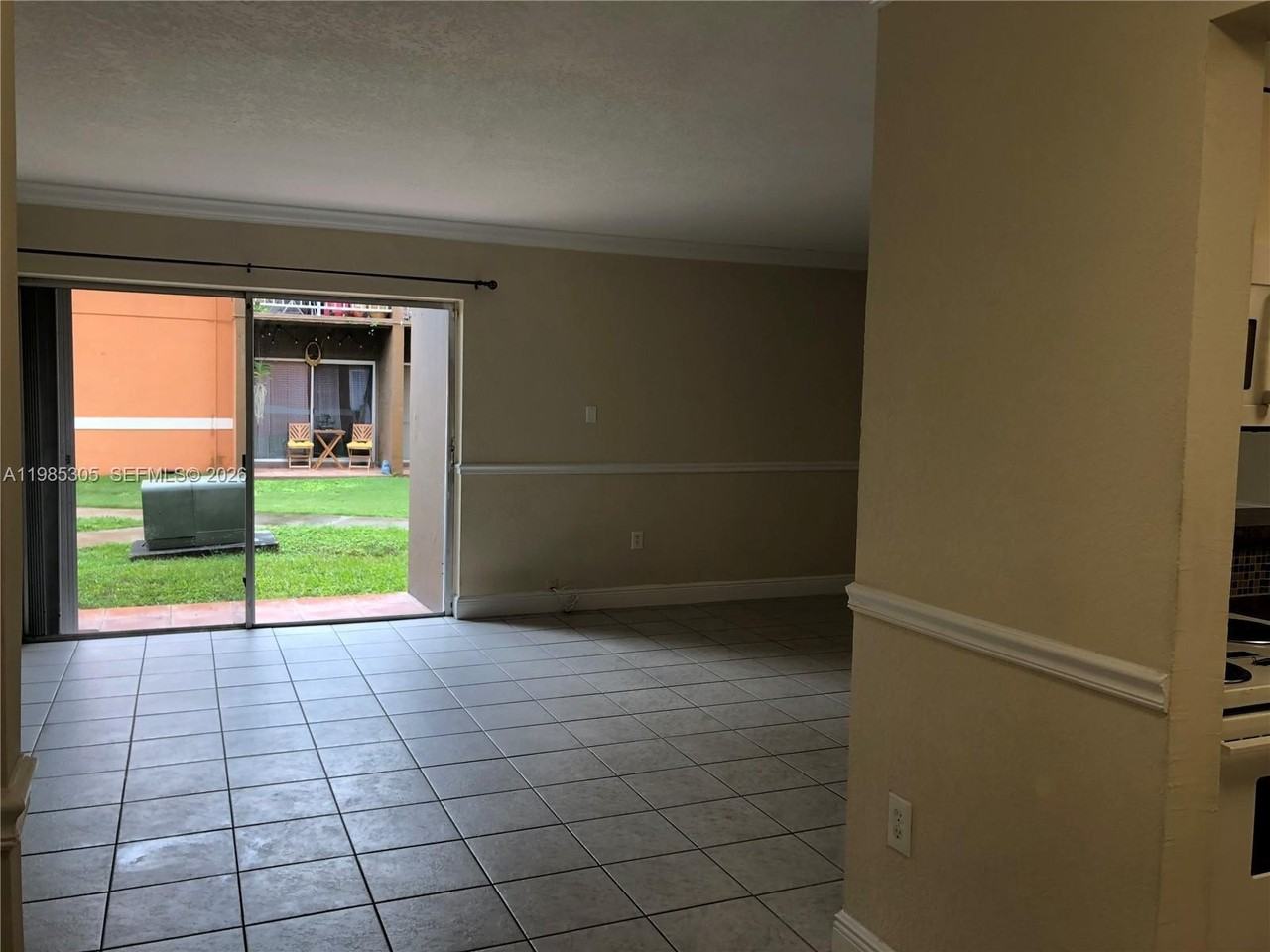 9467 Sw 76th St #Q3 - Photo 7 of 18