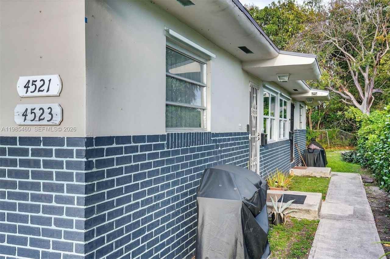 4521 Nw 14th Ave #4521 - Photo 3 of 21