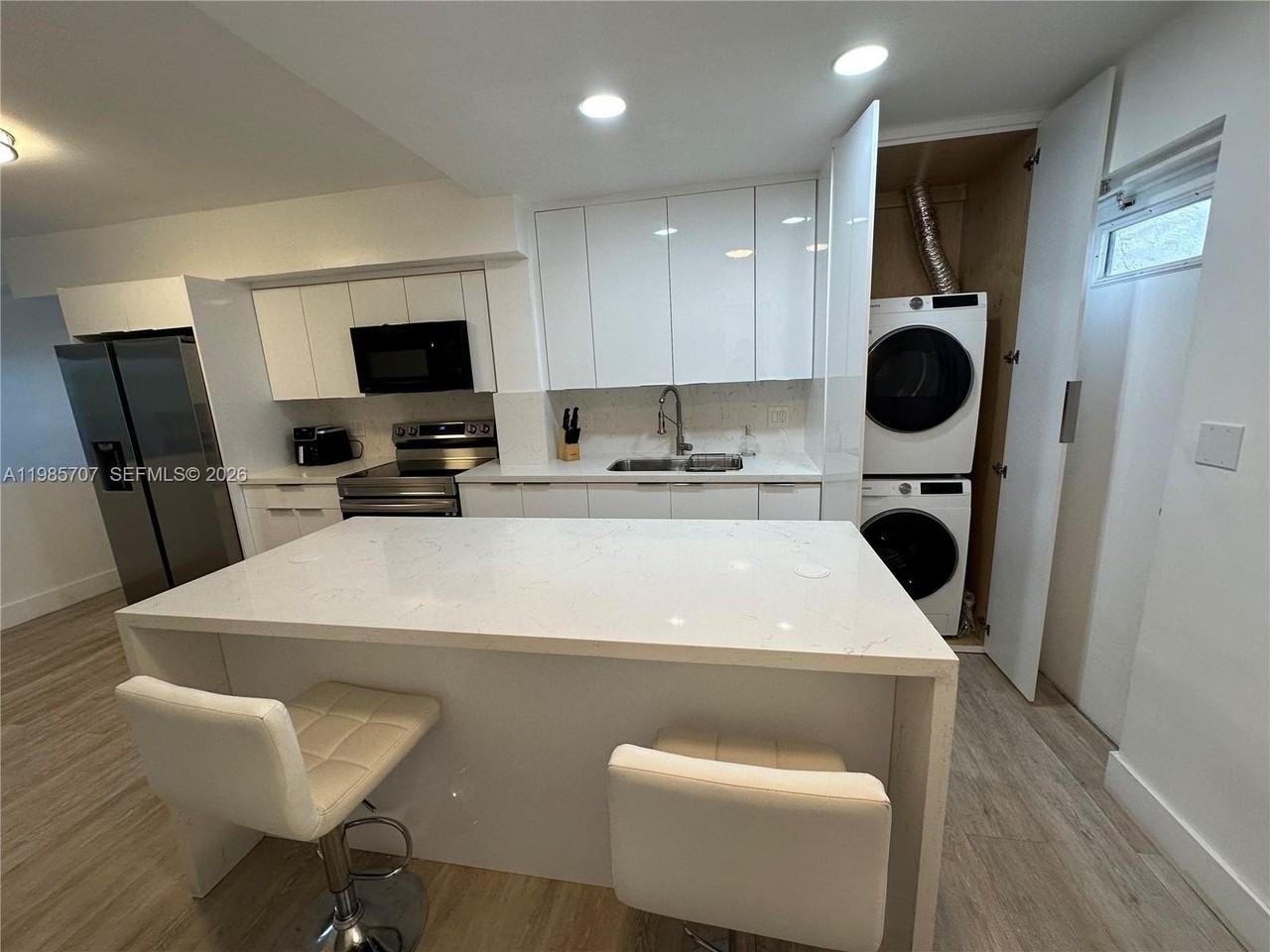 10900 Sw 104th St #322 - Photo 2 of 39