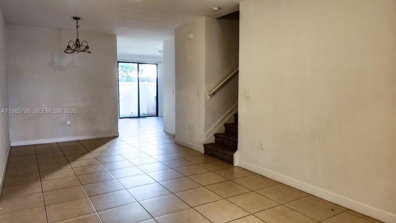 470 Ne 194th Ter #470 - Photo 2 of 32