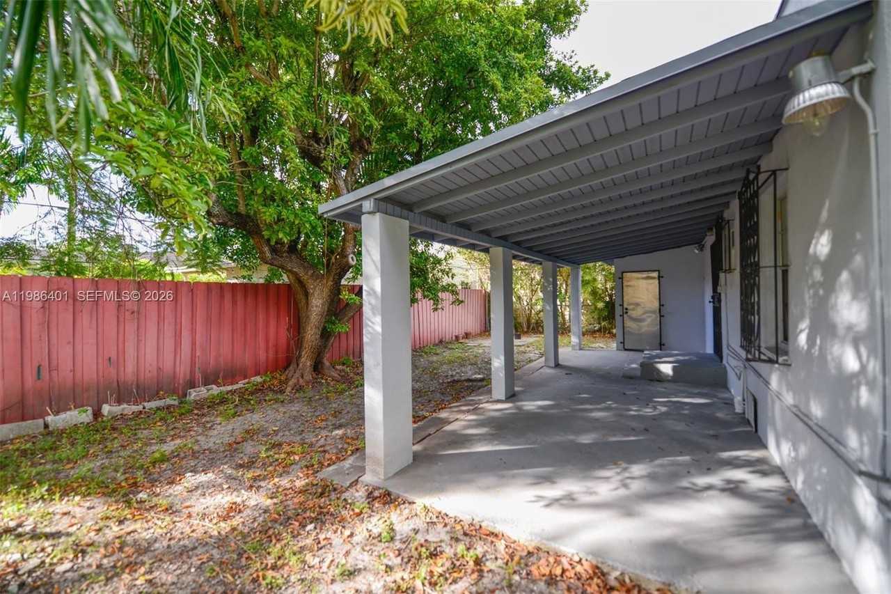 1508 Sw 13th Ave #0 - Photo 6 of 41