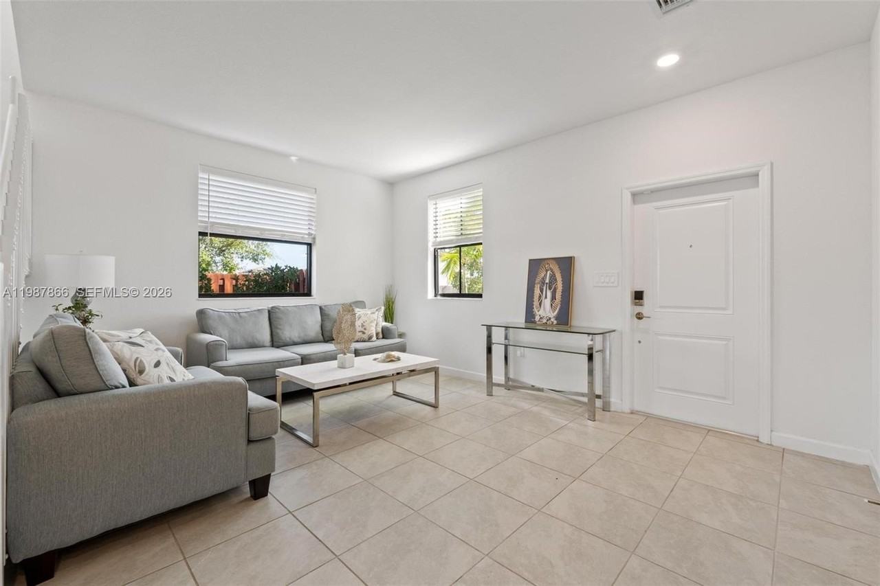 11903 Sw 241st St #11903 - Photo 7 of 50