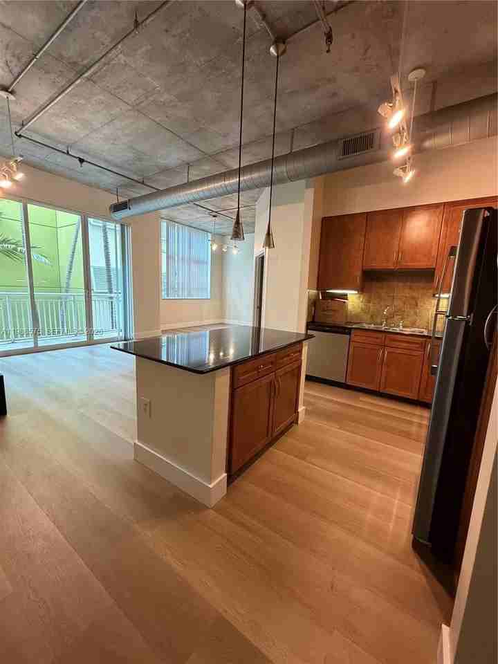 2001 Biscayne Blvd #2217