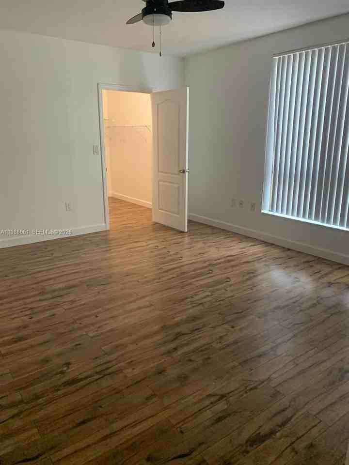 100 N Federal Hwy #825 - Photo 7 of 28