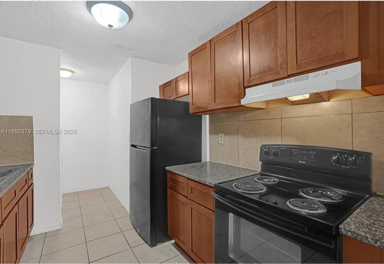 3876 Nw 207th Street Rd - Photo 3 of 10