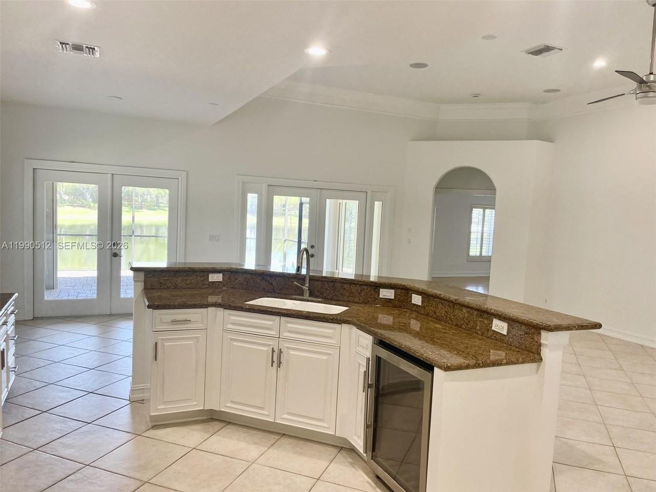 11289 Nw 65th Mnr #0 - Photo 6 of 21