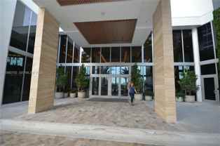 16385 Biscayne Blvd #518 - Photo 1 of 1