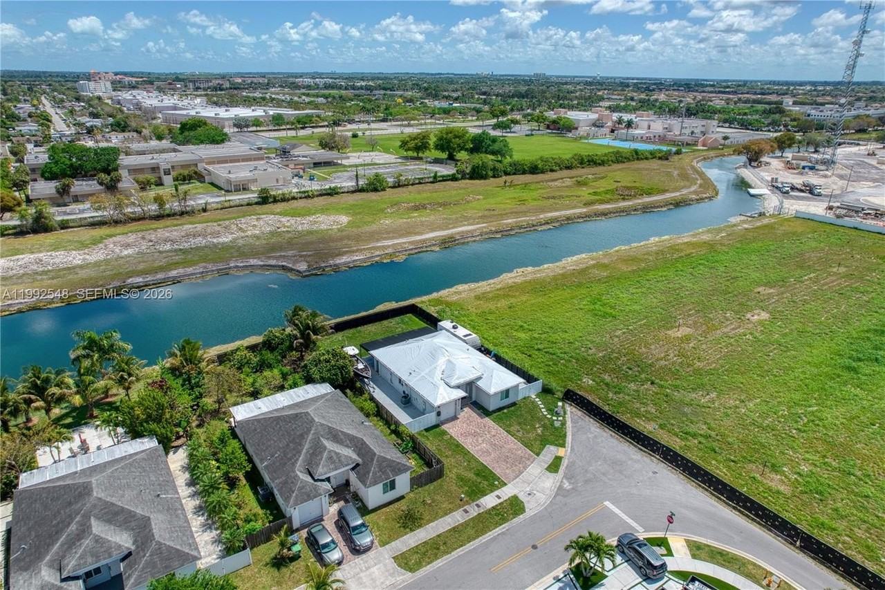 30775 Sw 158th Path #A - Photo 4 of 49