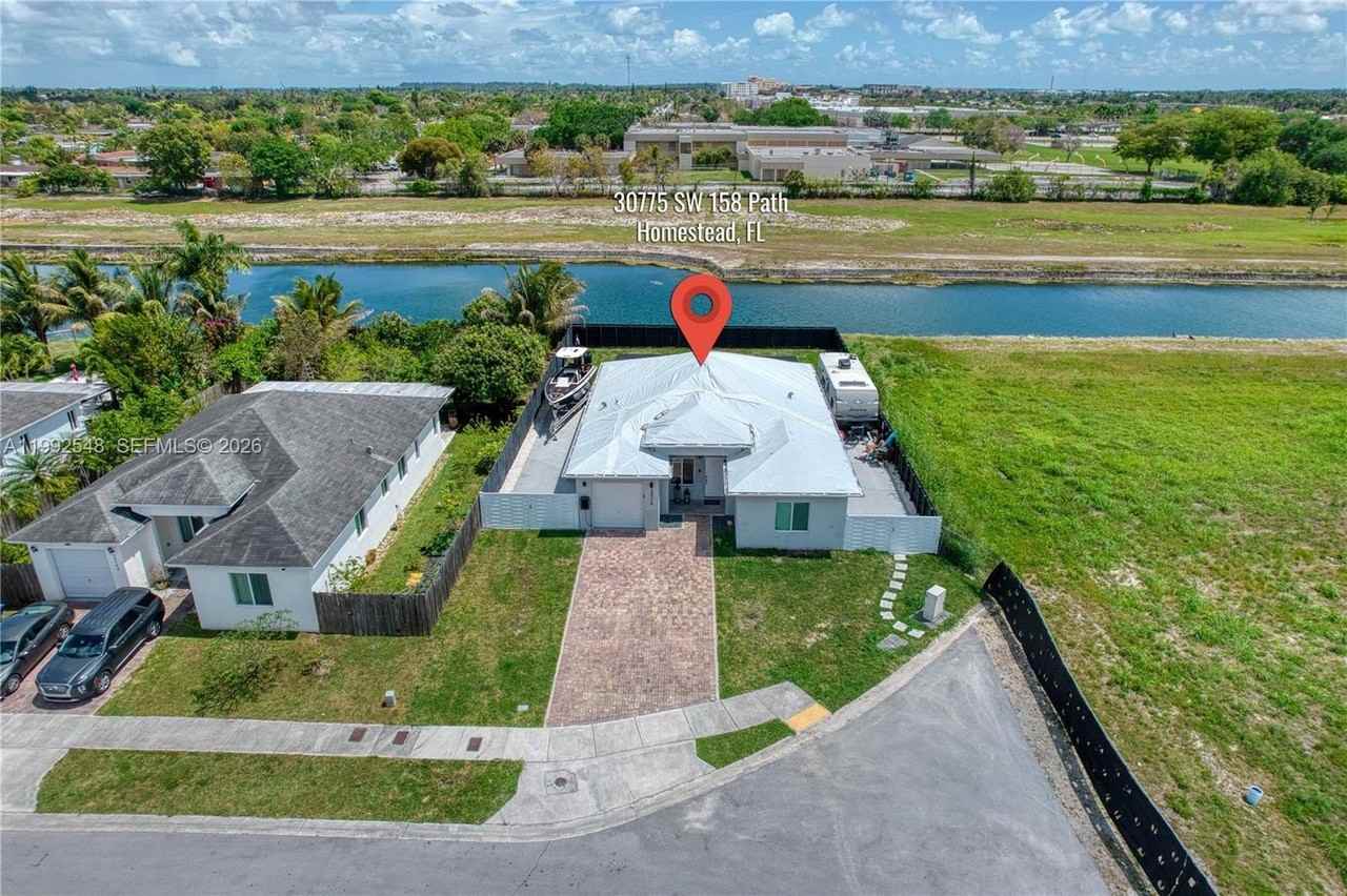 30775 Sw 158th Path #A - Photo 5 of 49