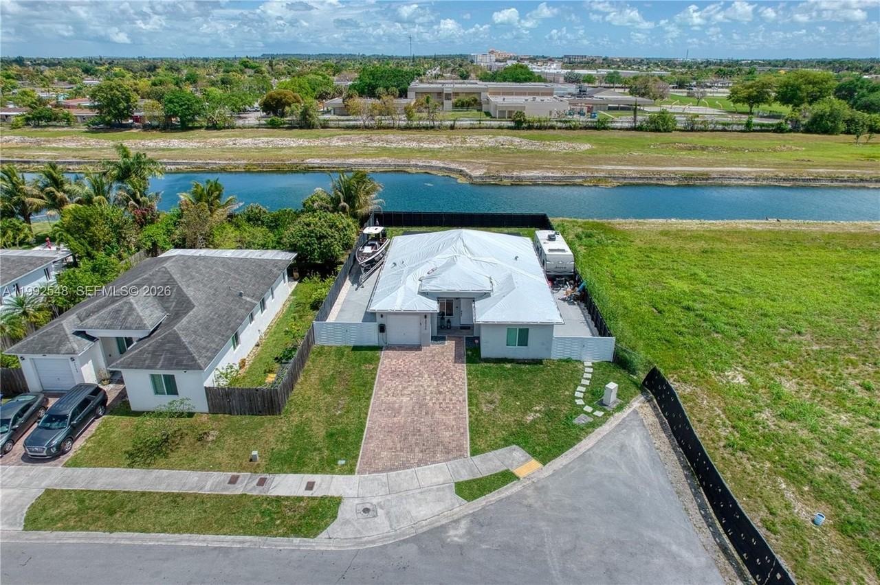 30775 Sw 158th Path #A - Photo 6 of 49