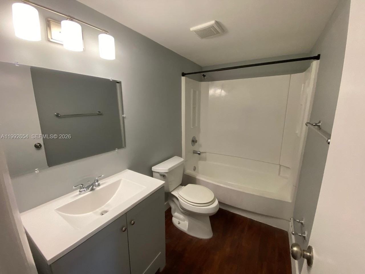 1045 S Flagler Ave #711 - Photo 6 of 9