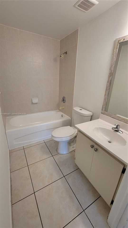 7330 Nw 114th Ave #203-5 - Photo 6 of 11