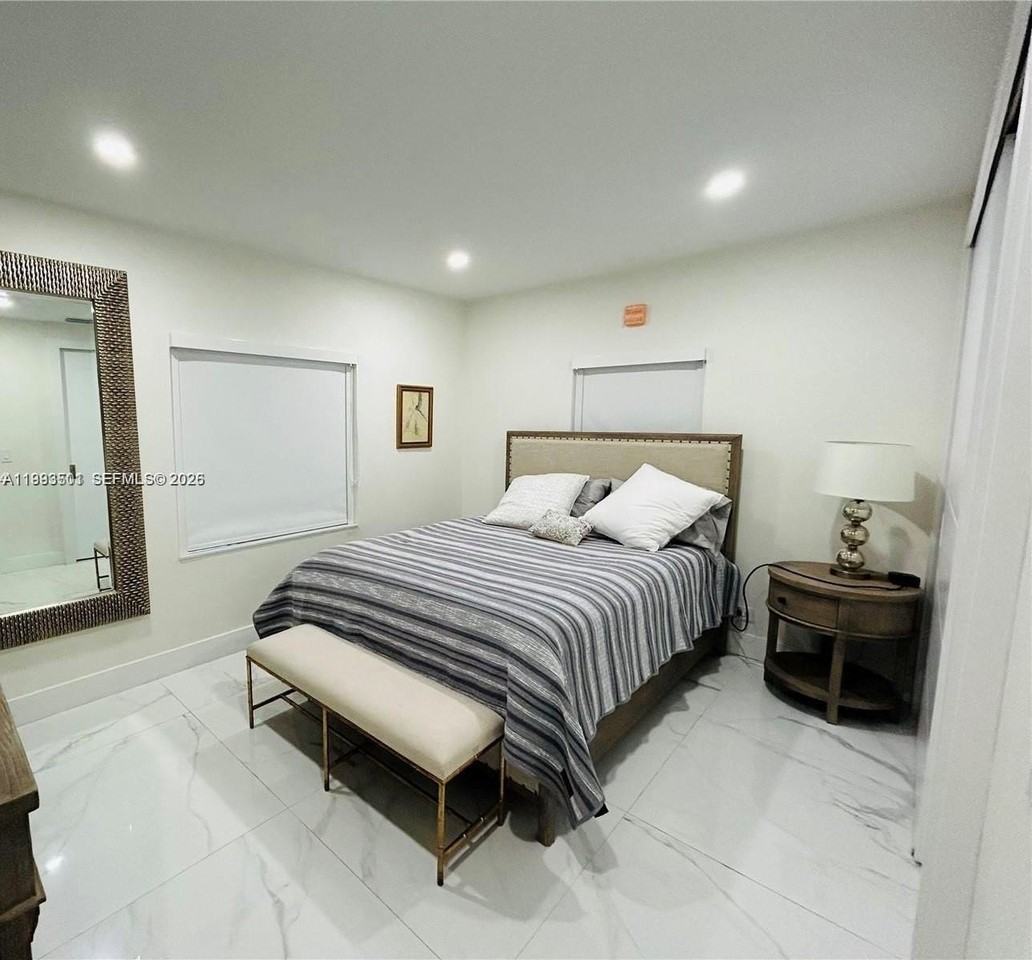 4618 Sw 2nd St #4618 - Photo 4 of 10