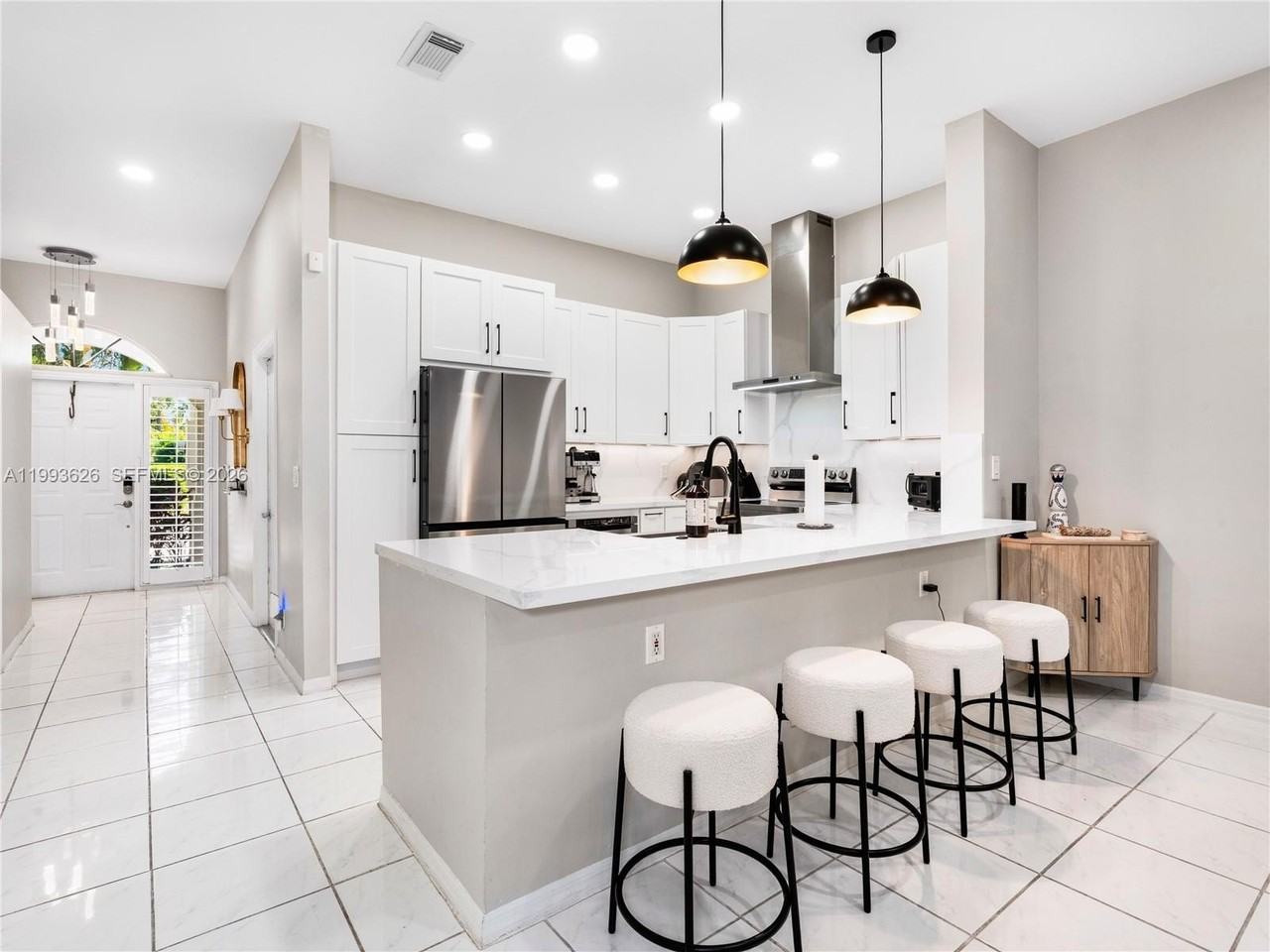 835 Ne 17th Way #835 - Photo 7 of 22