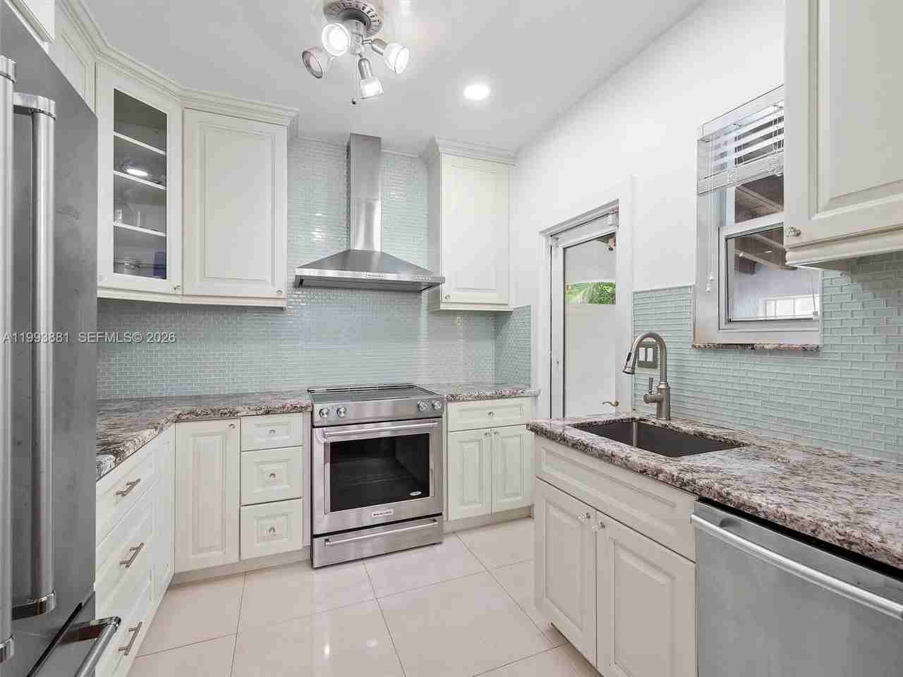 314 Romano Ave #0 - Photo 4 of 22