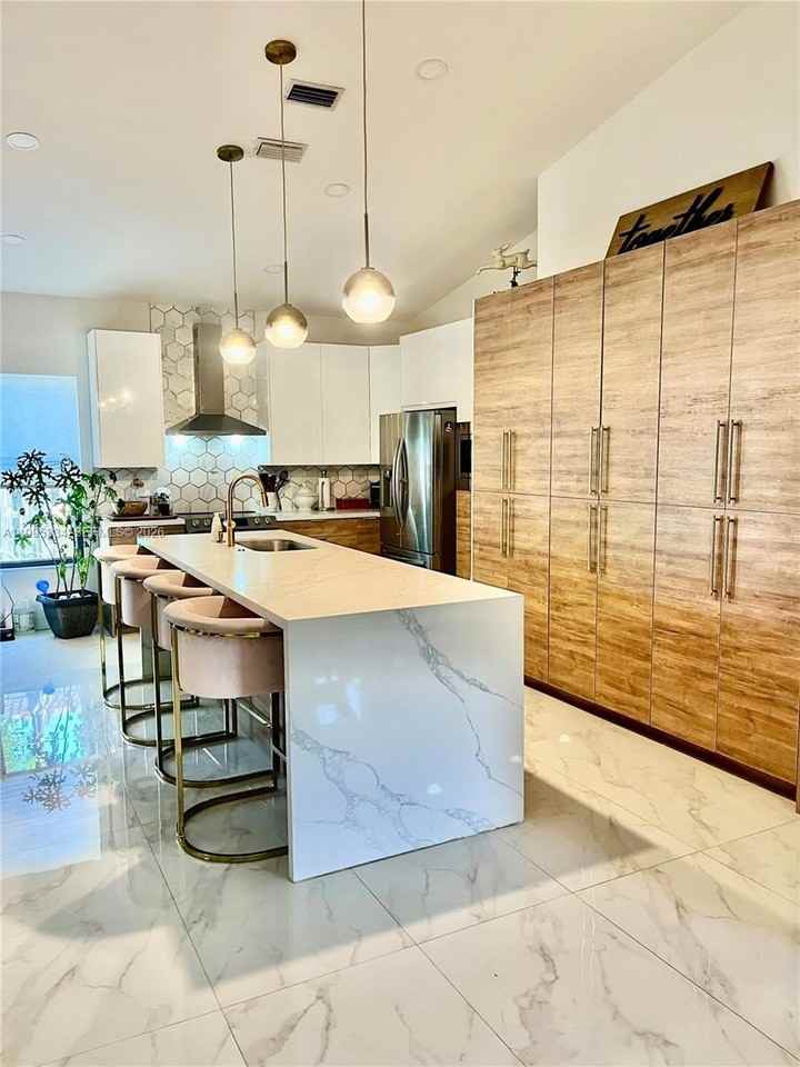 6201 Portsmouth Ln - Photo 2 of 13