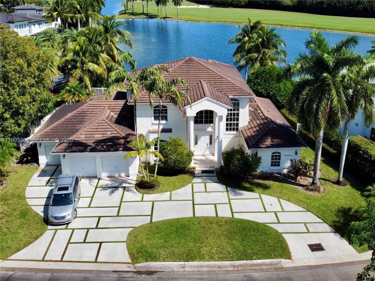 5023 Nw 94th Doral Pl #5023 - Photo 2 of 50