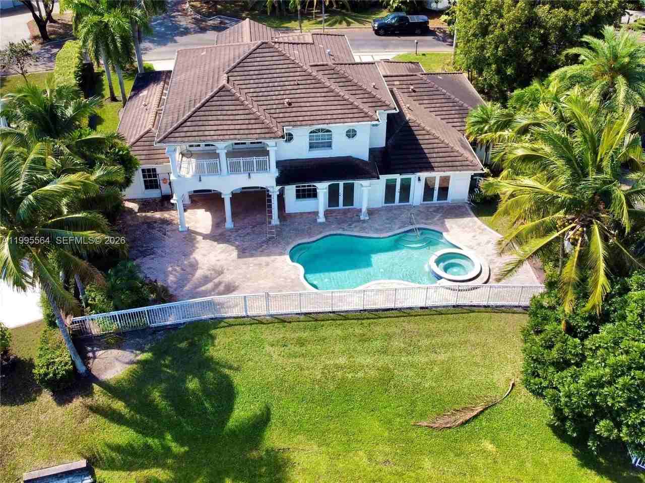 5023 Nw 94th Doral Pl #5023 - Photo 6 of 50