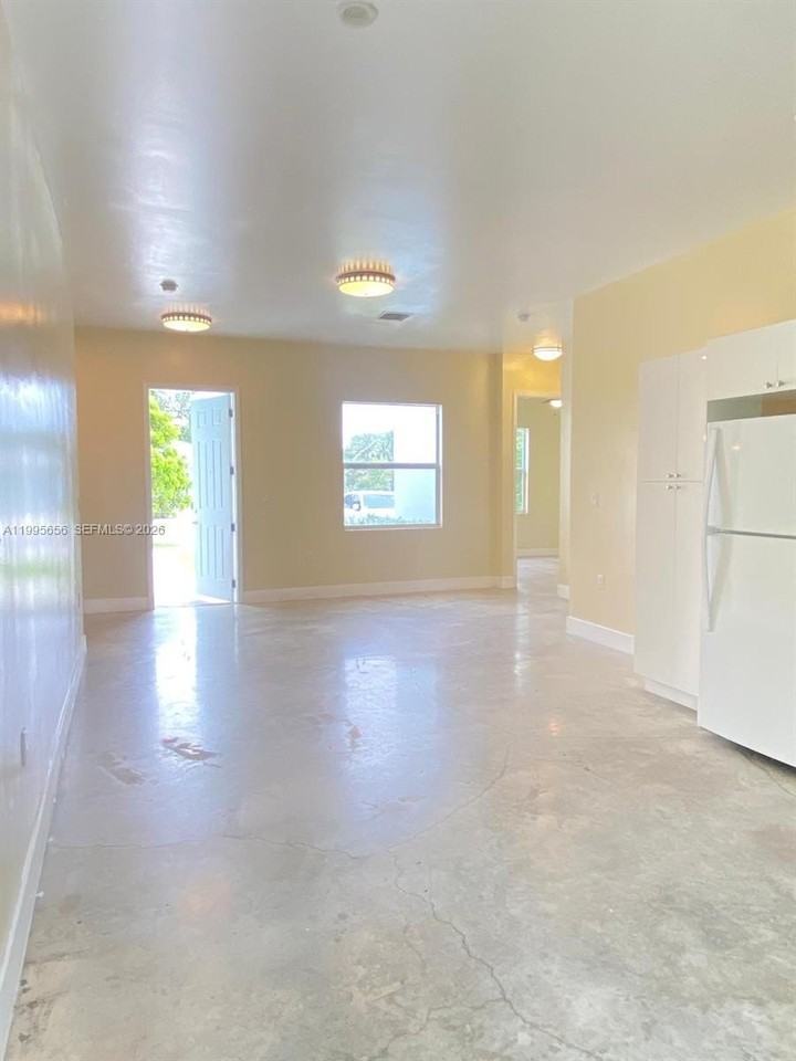 12150 Sw 213th St #12150 - Photo 3 of 16