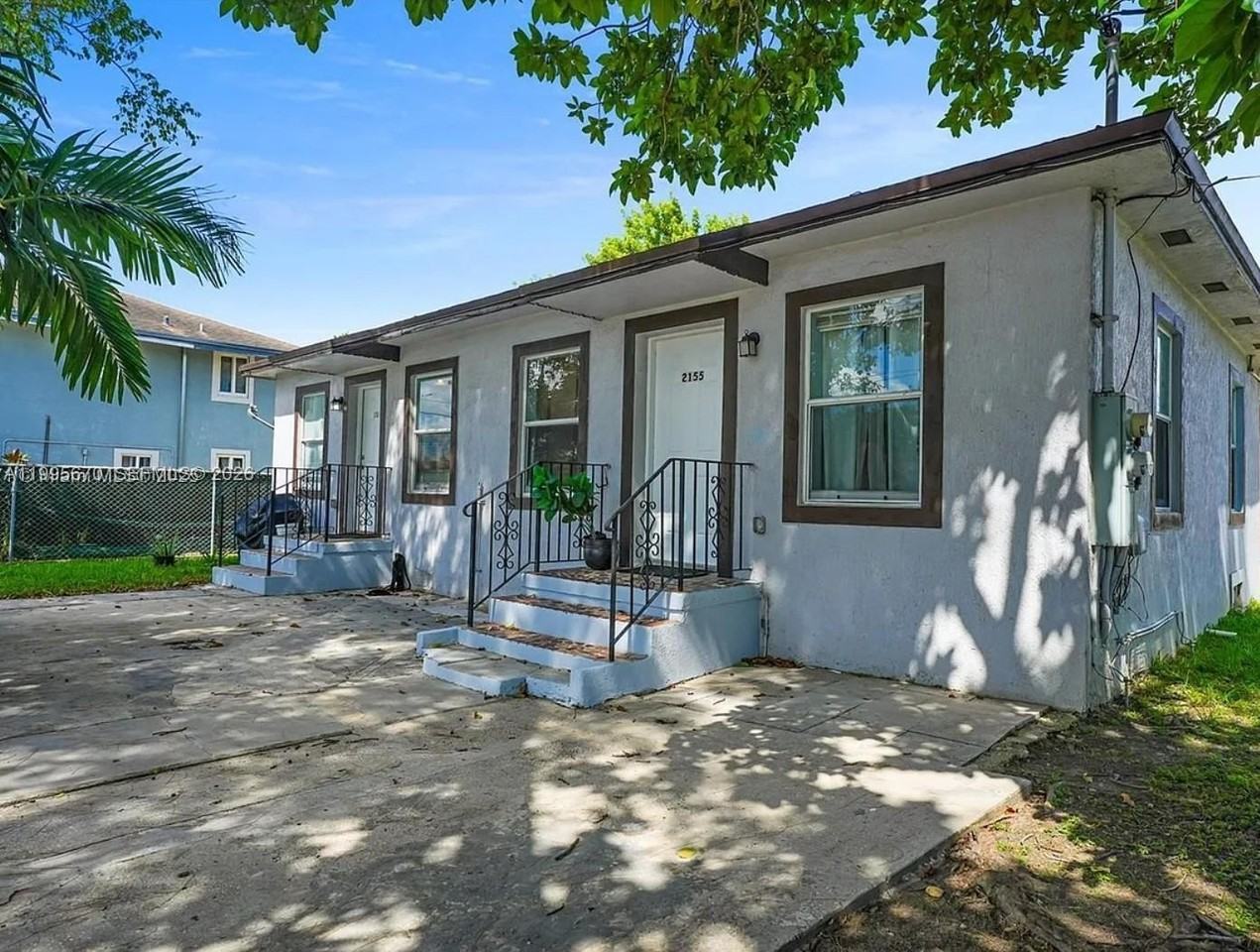 2155 Nw 28th St #0 - Photo 4 of 8