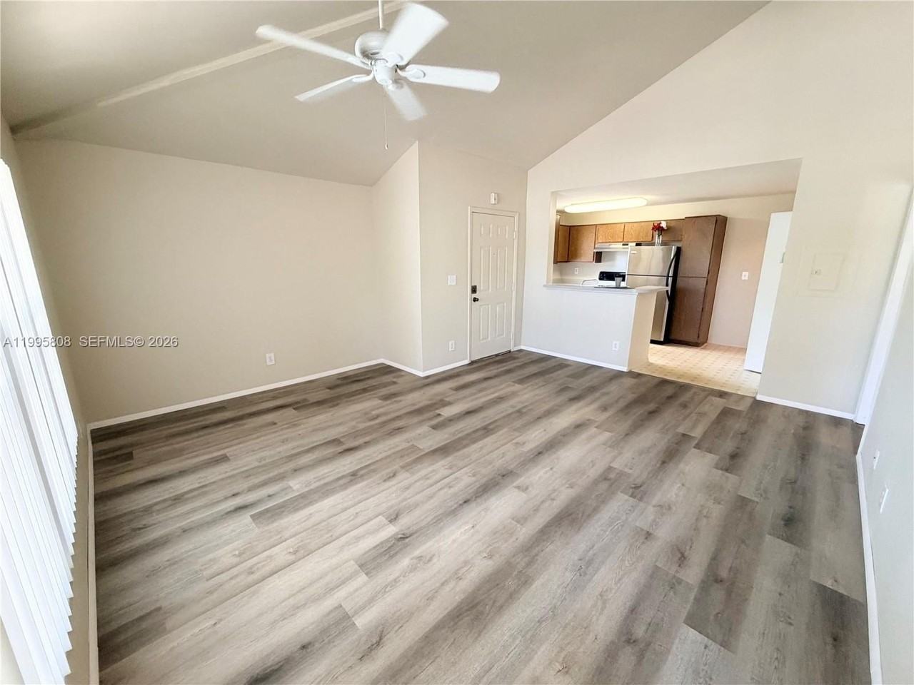 4007 Nw 87th Ave #4007 - Photo 2 of 8