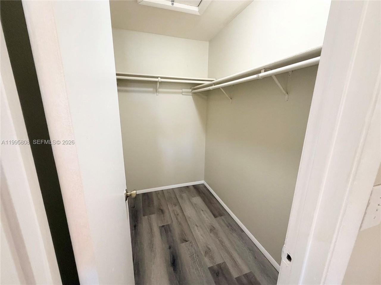 4007 Nw 87th Ave #4007 - Photo 6 of 8