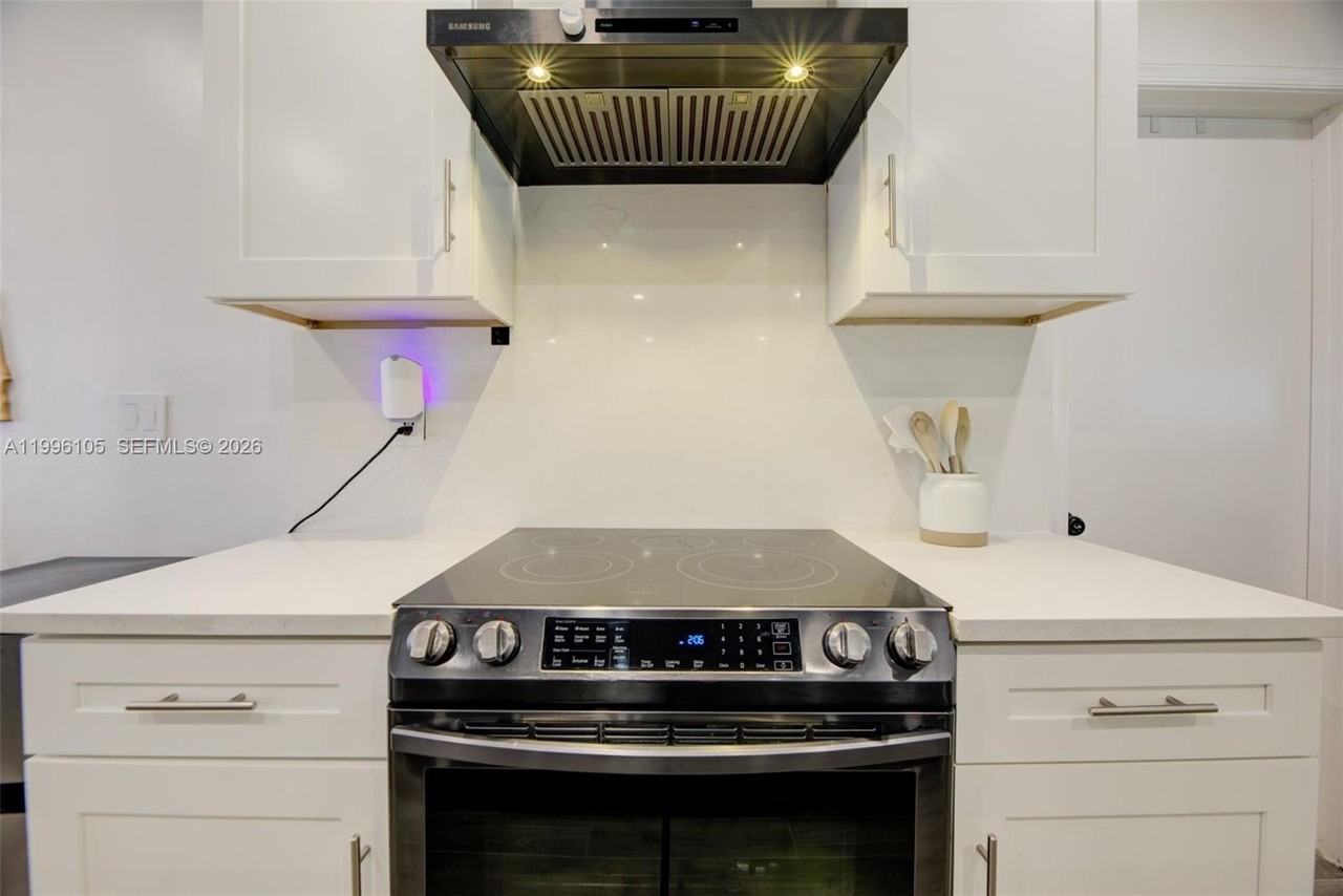 8461 Nw 16th St #8461 - Photo 6 of 31