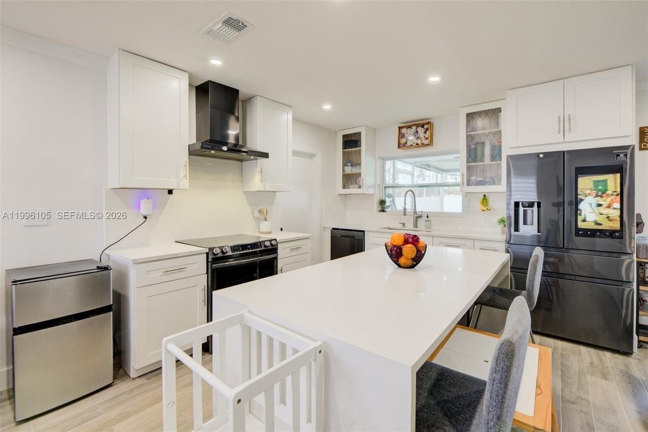 8461 Nw 16th St #8461 - Photo 7 of 31