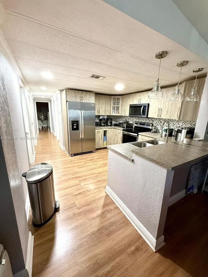 5371 Nw 200th Ter - Photo 5 of 29