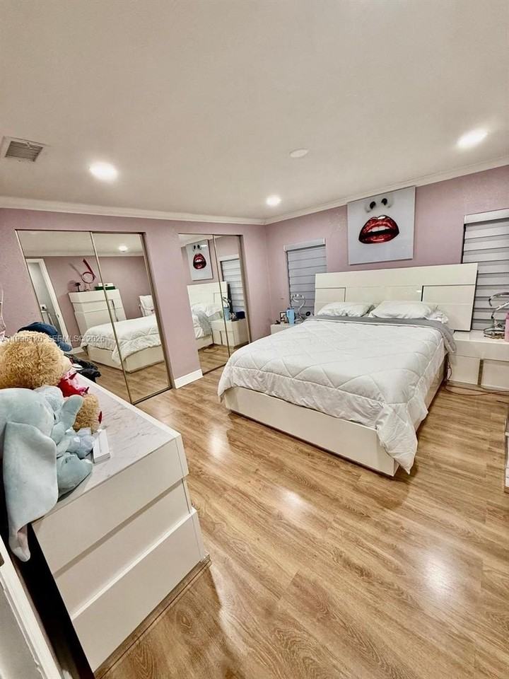 5371 Nw 200th Ter - Photo 7 of 29