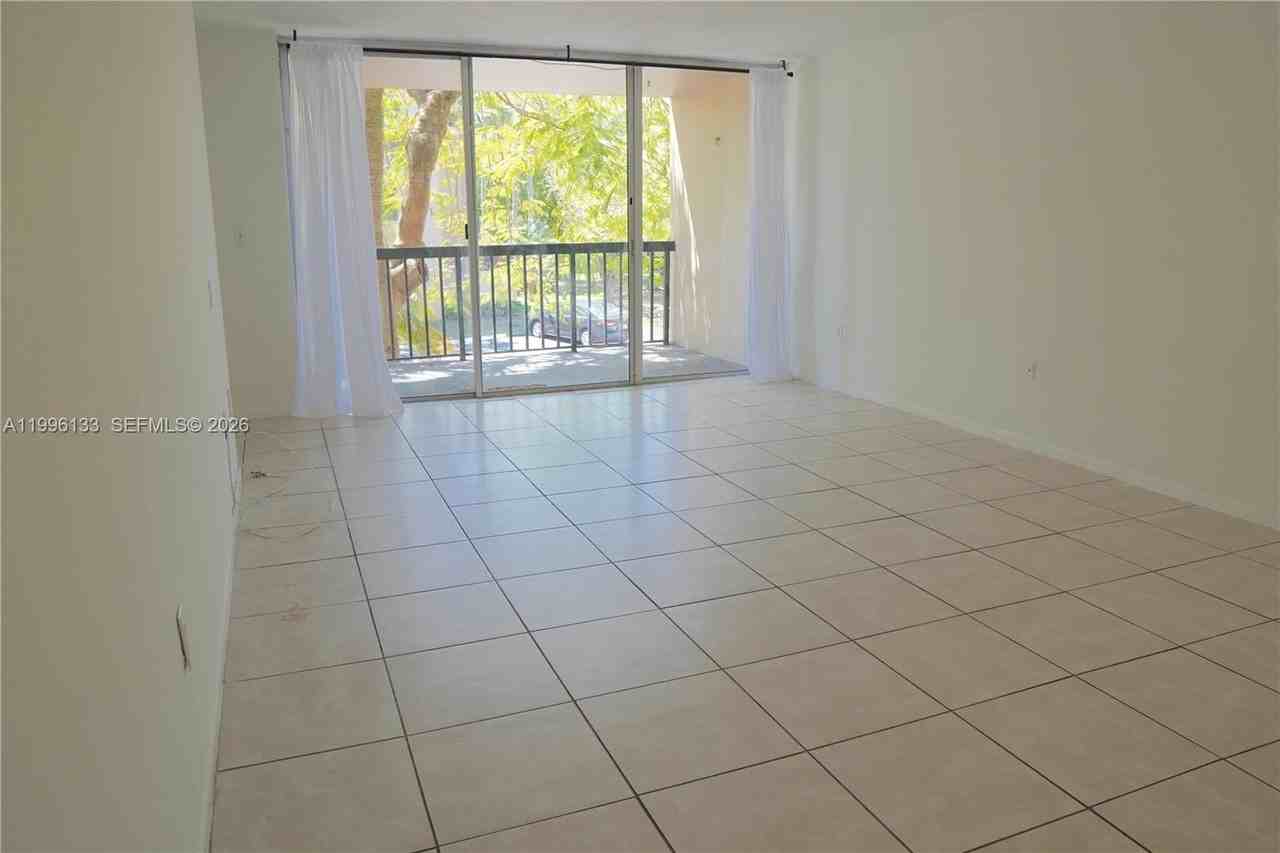10865 Sw 112th Ave #203 - Photo 6 of 20